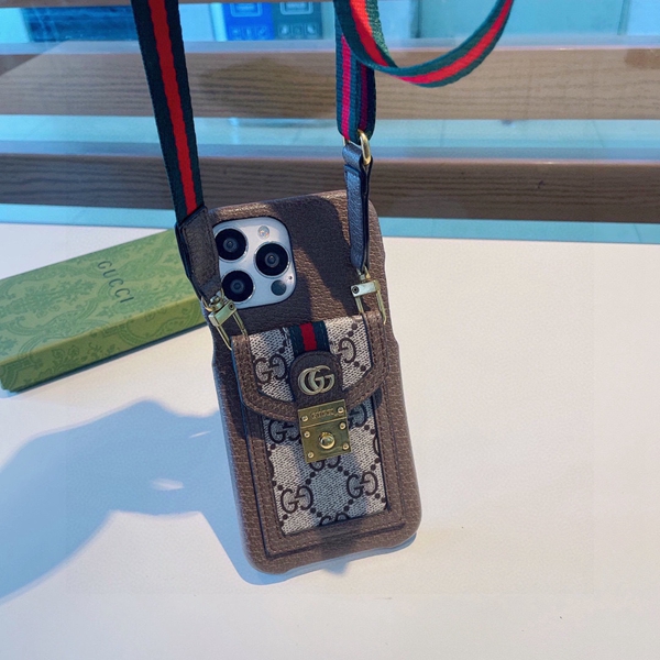 コピーブランド携帯ケース着用イメージ